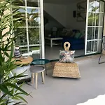 T4 Grand Townhouse Old Village *