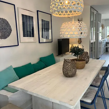 T4 Grand Townhouse Old Village