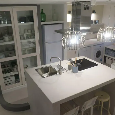 T4 Grand Townhouse Old Village Apartamento