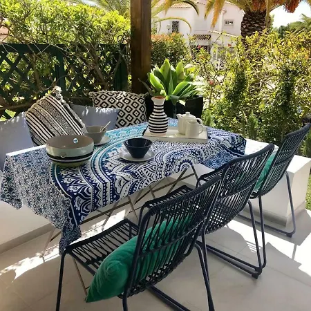 T4 Grand Townhouse Old Village