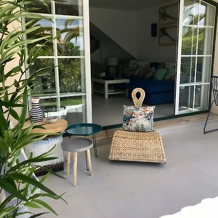 T4 Grand Townhouse Old Village *