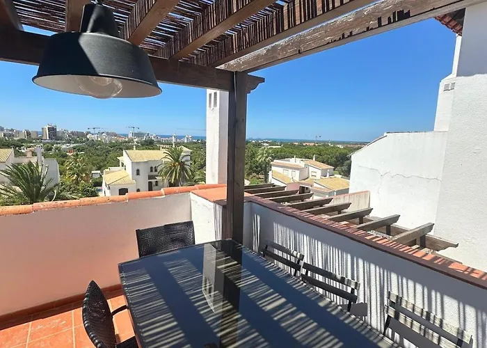Apartament T4 Grand Townhouse Old Village